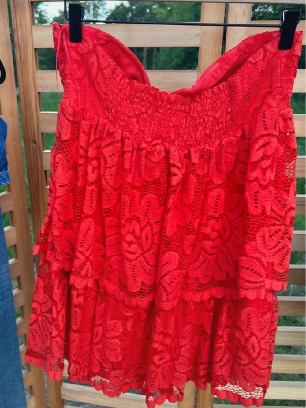 NWT Size Medium Anthropologie Maeve Strapless Tiered Lace Mini Dress Poppy Red